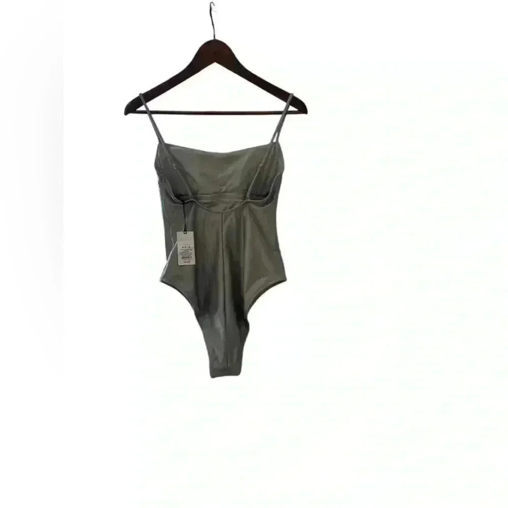 Shade & Shore Women’s High Leg Cheeky Silver Swimsuit Size M (8-10) NWT - Picture 3 of 6